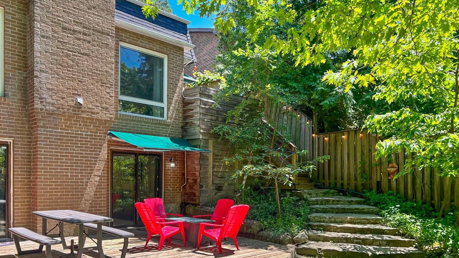 Hot Tub Haven Villa Toronto